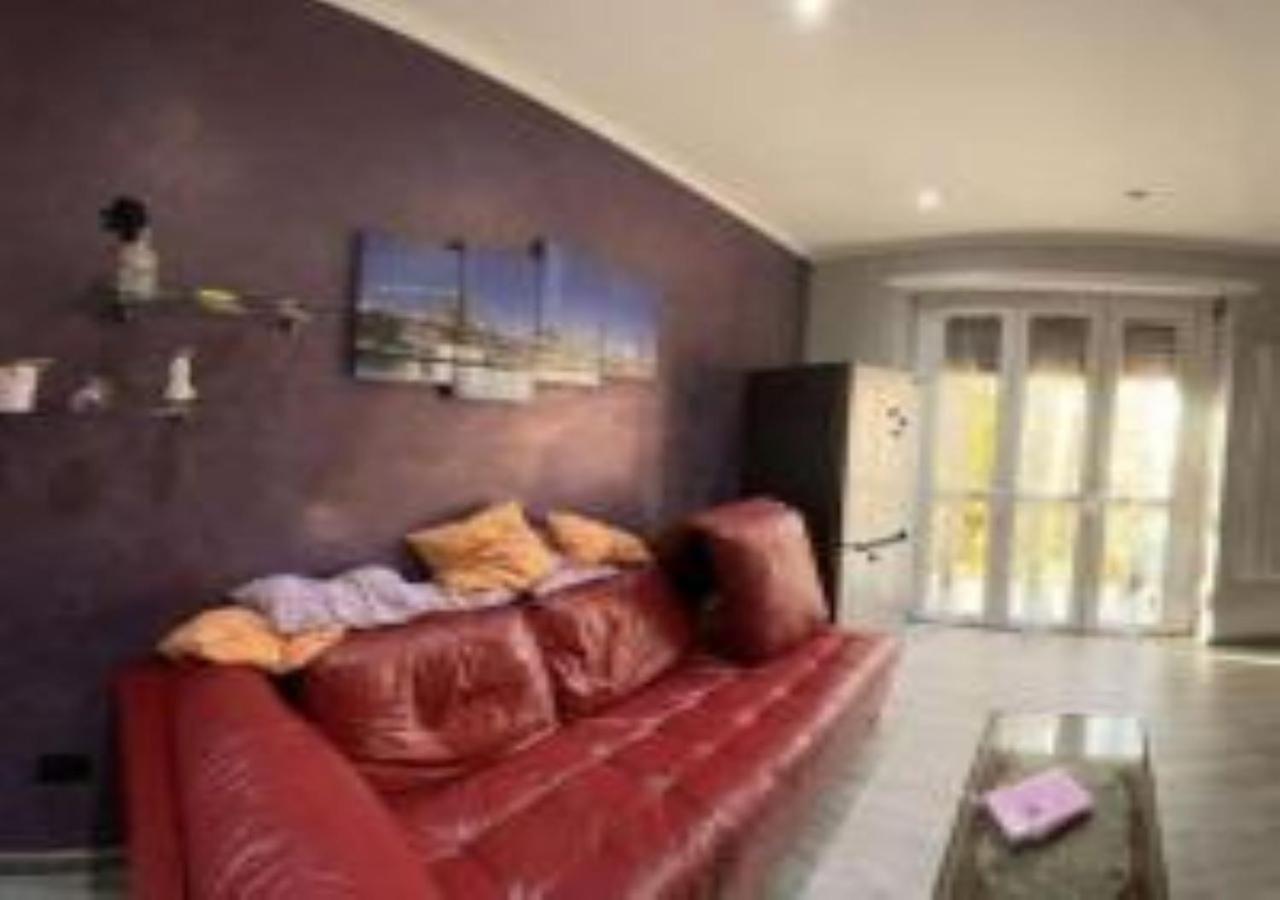 Casa Vacanza Glicine Venaria Reale Eksteriør bilde